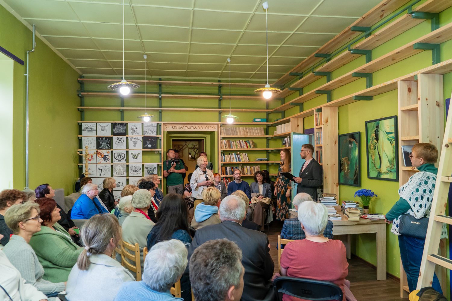 Turpinās Sēlijas tautas bibliotēkas krājuma veidošana