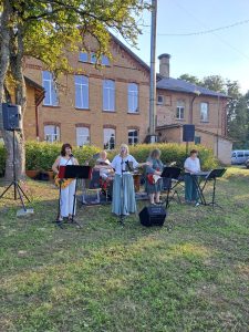 Vokāli instrumentālā grupa "Laimīgs Gadījums"